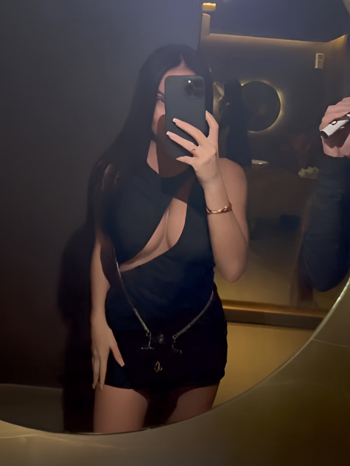 Слава привлекальеная девушка из Богучара цена от 5000 руб