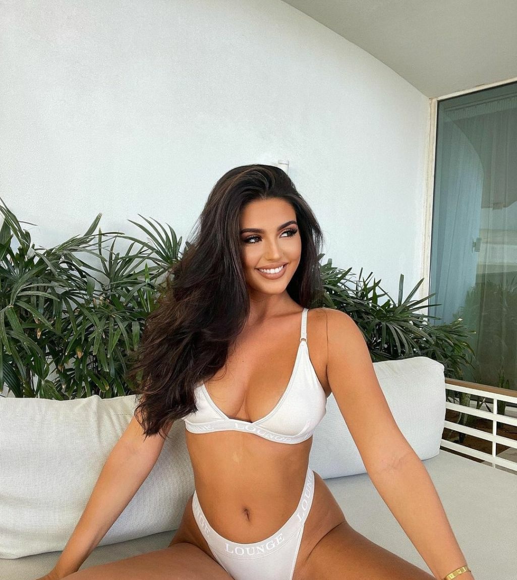 Лика привлекальеная девушка из Богучара цена от 3000 руб