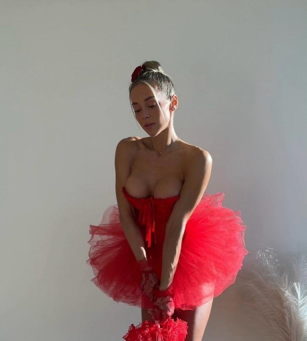 Настя привлекальеная девушка из Богучара цена от 5000 руб