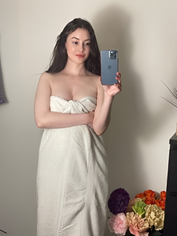 Ната привлекательная девушка из Богучара цена от 3000 руб