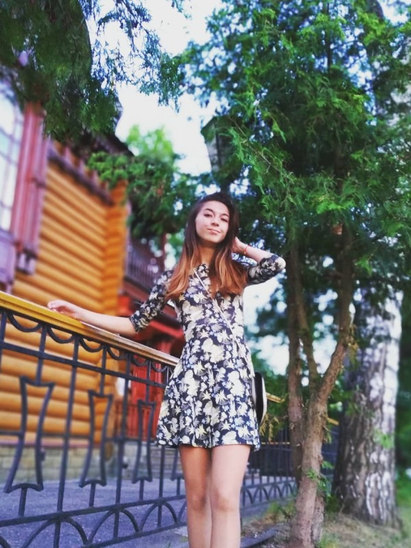 Кристина привлекательная девушка из Богучара цена от 4000 руб