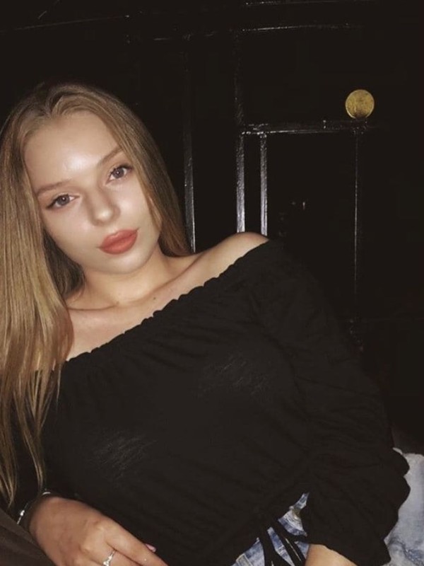 🎥 Диночка привлекательная девушка из Богучара цена от 5000 руб